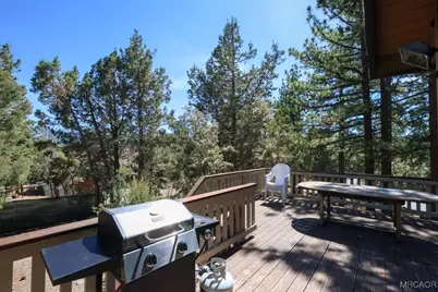 1068 Lookout Mountain Road, Big Bear City, CA 92314 - Photo 31