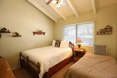 1068 Lookout Mountain Road, Big Bear City, CA 92314 - Photo 19