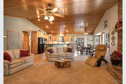 138 Crater Lake Road, Big Bear Lake, CA 92315 - Photo 11