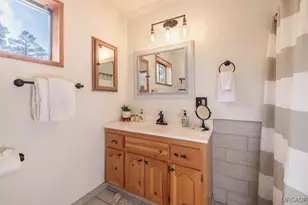 43895 Mendocino Dr, Big Bear Lake, CA 92315 - Photo 17