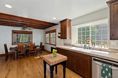 28637 Shenandoah Drive, Lake Arrowhead, CA 92352 - Photo 15