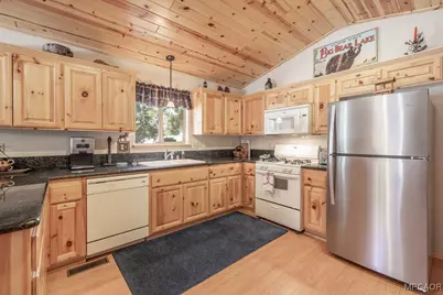 701 Irving Way, Big Bear City, CA 92314 - Photo 7