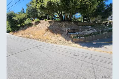 24364 Zurich Drive, Crestline, CA 92325 - Photo 5