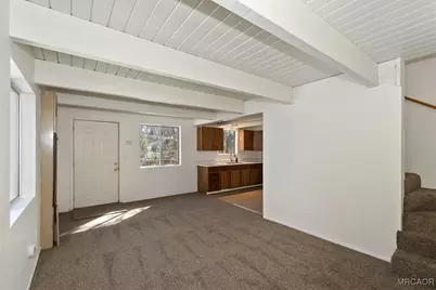 32796 Lupine Drive, Running Springs, CA 92382 - Photo 7