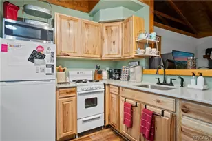 42955 Encino Rd, Big Bear Lake, CA 92315 - Photo 11
