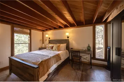 1370 Calgary Drive, Lake Arrowhead, CA 92352 - Photo 17