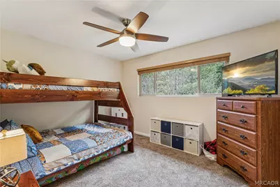 200 Birchwood Drive, Lake Arrowhead, CA 92317 - Photo 33