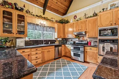 200 Birchwood Drive, Lake Arrowhead, CA 92317 - Photo 5