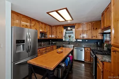 804 Sierra Vista Drive, Twin Peaks, CA 92391 - Photo 13