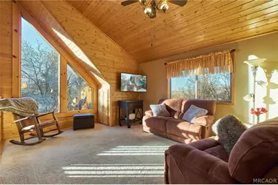 654 Villa Grove Avenue, Big Bear City, CA 92314 - Photo 31