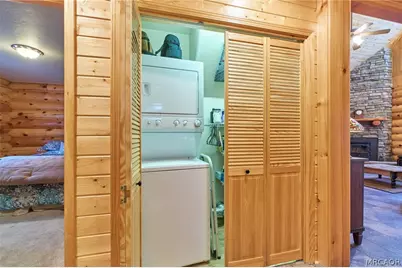 654 Villa Grove Avenue, Big Bear City, CA 92314 - Photo 27