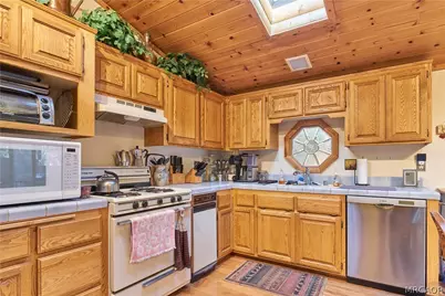 413 Crane Drive, Big Bear Lake, CA 92315 - Photo 9