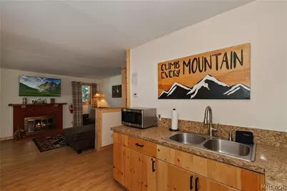 277 Wabash Lane, Sugarloaf, CA 92386 - Photo 9