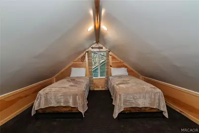 277 Wabash Lane, Sugarloaf, CA 92386 - Photo 23