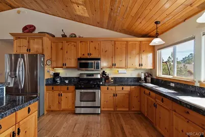 42545 Pegasus Way, Big Bear Lake, CA 92315 - Photo 13