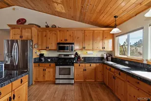 42545 Pegasus Way, Big Bear Lake, CA 92315 - Photo 13