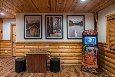 1002 White Mountain Drive, Big Bear City, CA 92314 - Photo 17