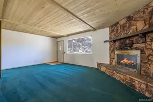 151 Vista Ln, Sugarloaf, CA 92386 - Photo 9