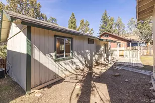 151 Vista Ln, Sugarloaf, CA 92386 - Photo 23