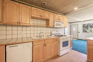 151 Vista Ln, Sugarloaf, CA 92386 - Photo 5