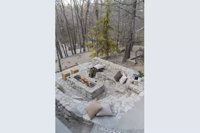 28537 North Shore Road, Lake Arrowhead, CA 92352 - Photo 23