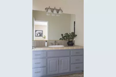 28537 North Shore Road, Lake Arrowhead, CA 92352 - Photo 19