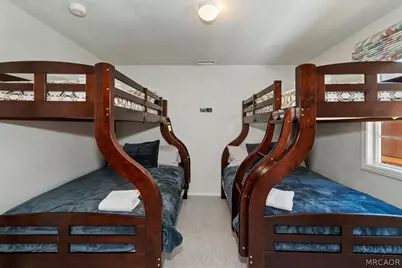 737 E Mountain View, Big Bear City, CA 92314 - Photo 27