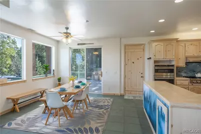 277 Grizzly Road, Lake Arrowhead, CA 92317 - Photo 5