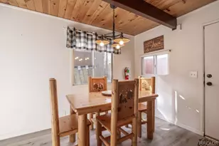 672 Holmes Ln, Sugarloaf, CA 92386 - Photo 11