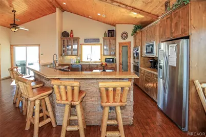 896 Sky High Drive, Big Bear Lake, CA 92315 - Photo 17