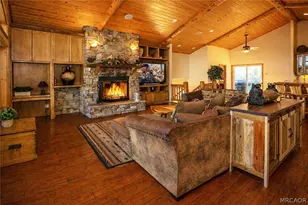 896 Sky High Dr, Big Bear Lake, CA 92315 - Photo 5