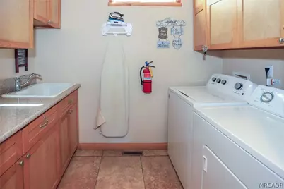 896 Sky High Drive, Big Bear Lake, CA 92315 - Photo 31