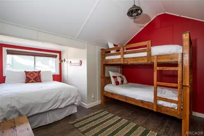 214 Lagunita Lane, Big Bear Lake, CA 92315 - Photo 19