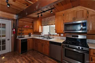 764 Crestwood Dr, Big Bear Lake, CA 92315 - Photo 17