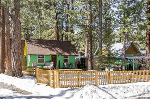 903 W Rainbow Blvd, Big Bear City, CA 92314 - Photo 1