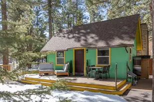 903 W Rainbow Blvd, Big Bear City, CA 92314 - Photo 5