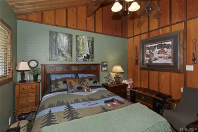 328 Wabash Lane, Sugarloaf, CA 92386 - Photo 17