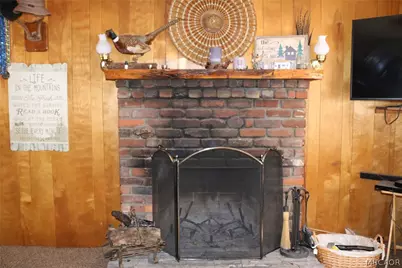 39142 Arapahoe Road, Fawnskin, CA 92333 - Photo 7