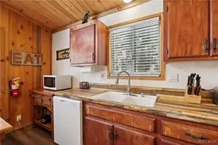 788 Silver Tip Dr, Big Bear Lake, CA 92315 - Photo 15