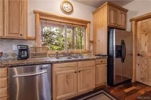 39737 Flicker Rd, Fawnskin, CA 92333 - Photo 15