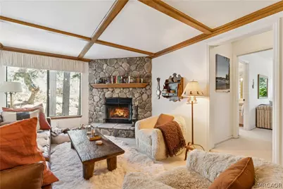 27391 Alpen Drive, Lake Arrowhead, CA 92352 - Photo 13