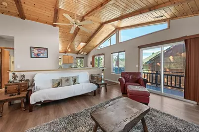 43580 Ridgecrest Drive, Big Bear Lake, CA 92314 - Photo 17