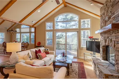 173 Grizzly Road, Lake Arrowhead, CA 92352 - Photo 5