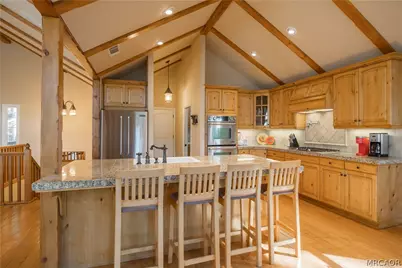 173 Grizzly Road, Lake Arrowhead, CA 92352 - Photo 9