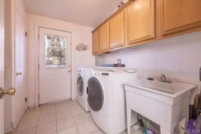 1017 Nana Avenue, Big Bear City, CA 92314 - Photo 15