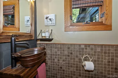 540 Rose Quartz Drive, Lake Arrowhead, CA 92352 - Photo 25