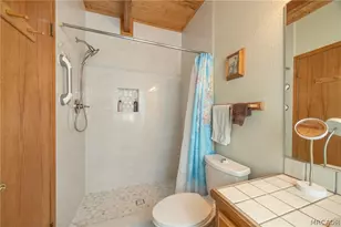 870 Villa Grove Ave, Big Bear City, CA 92314 - Photo 15