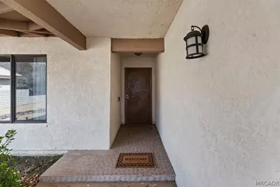 13115 Rolling Ridge Drive, Victorville, CA 92395 - Photo 9