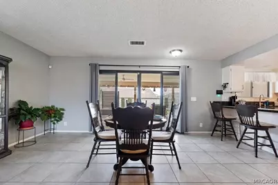 13115 Rolling Ridge Drive, Victorville, CA 92395 - Photo 15