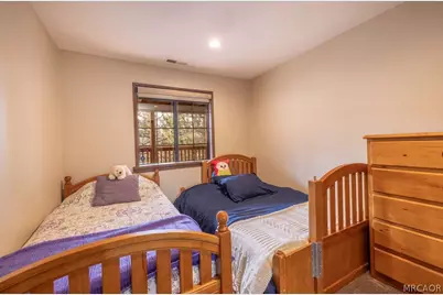 43847 Wolf Road, Big Bear Lake, CA 92315 - Photo 29